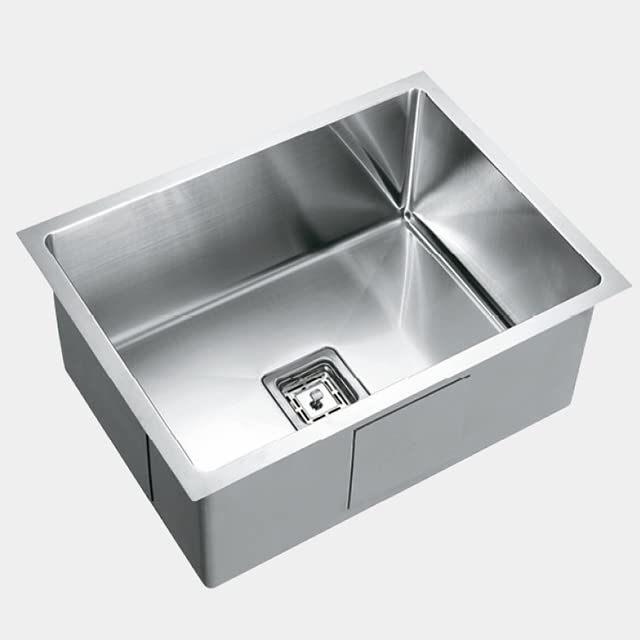SS 304 sink 24 * 18 with 9 inch depth, detail view of handmade corners and satin matt finish surface