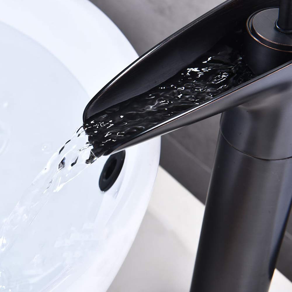 InArt long body basin tap in matte black brass, close-up of single lever handle and bamboo design detailing