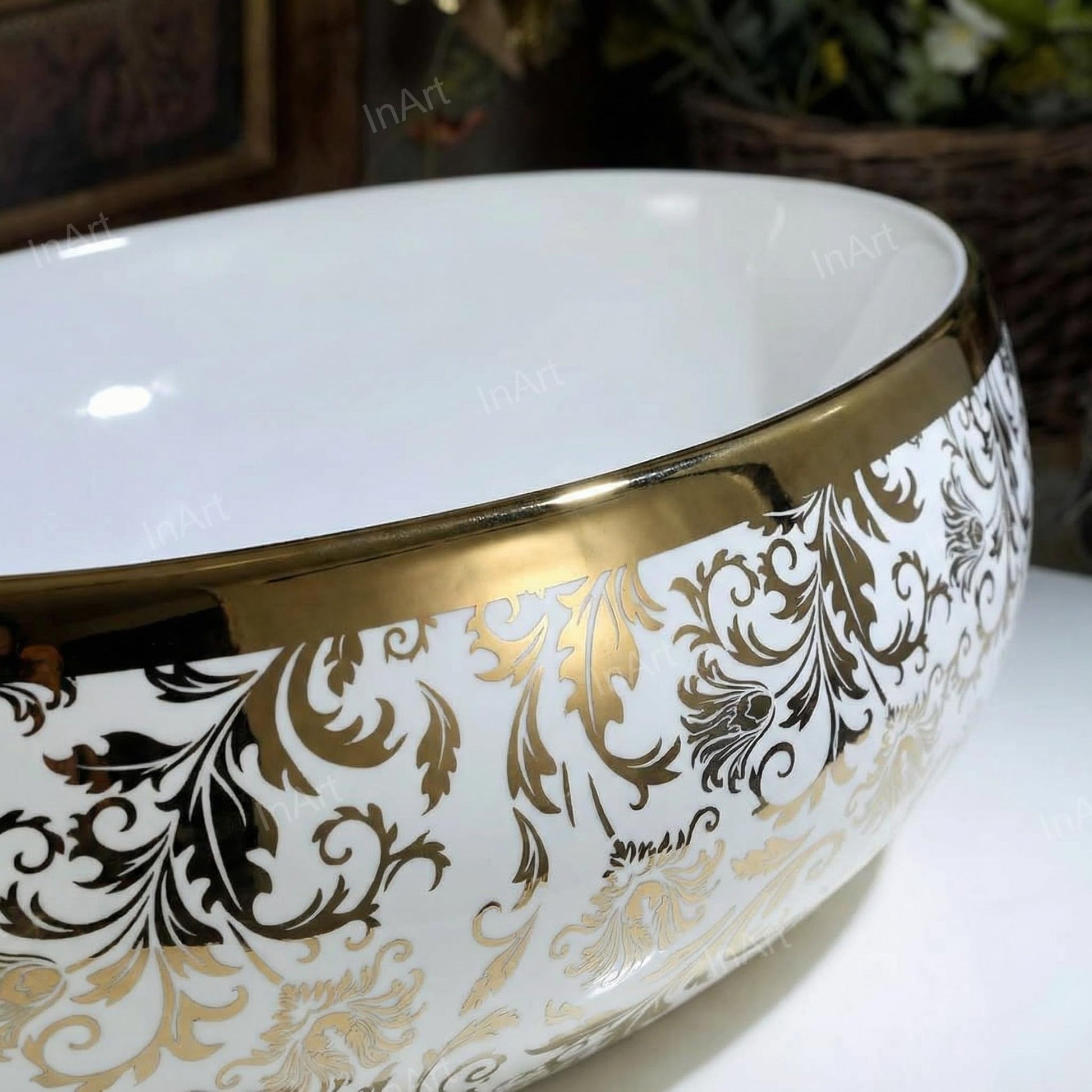 Oval table top wash basin online in white and gold, modern minimalist bathroom basin for washroom