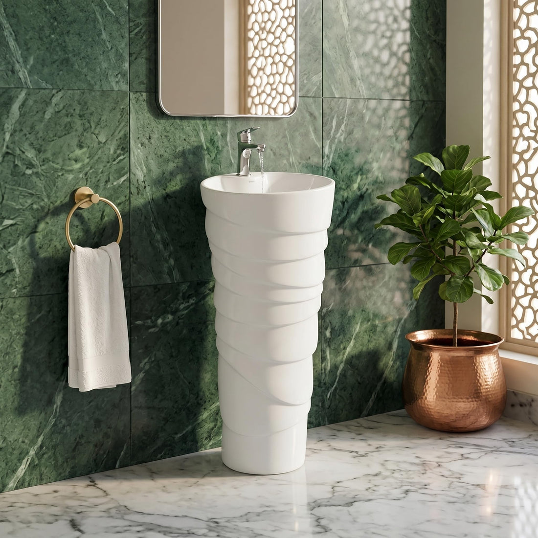 InArt free standing wash basin in glossy white ceramic, round one piece pedestal, front view