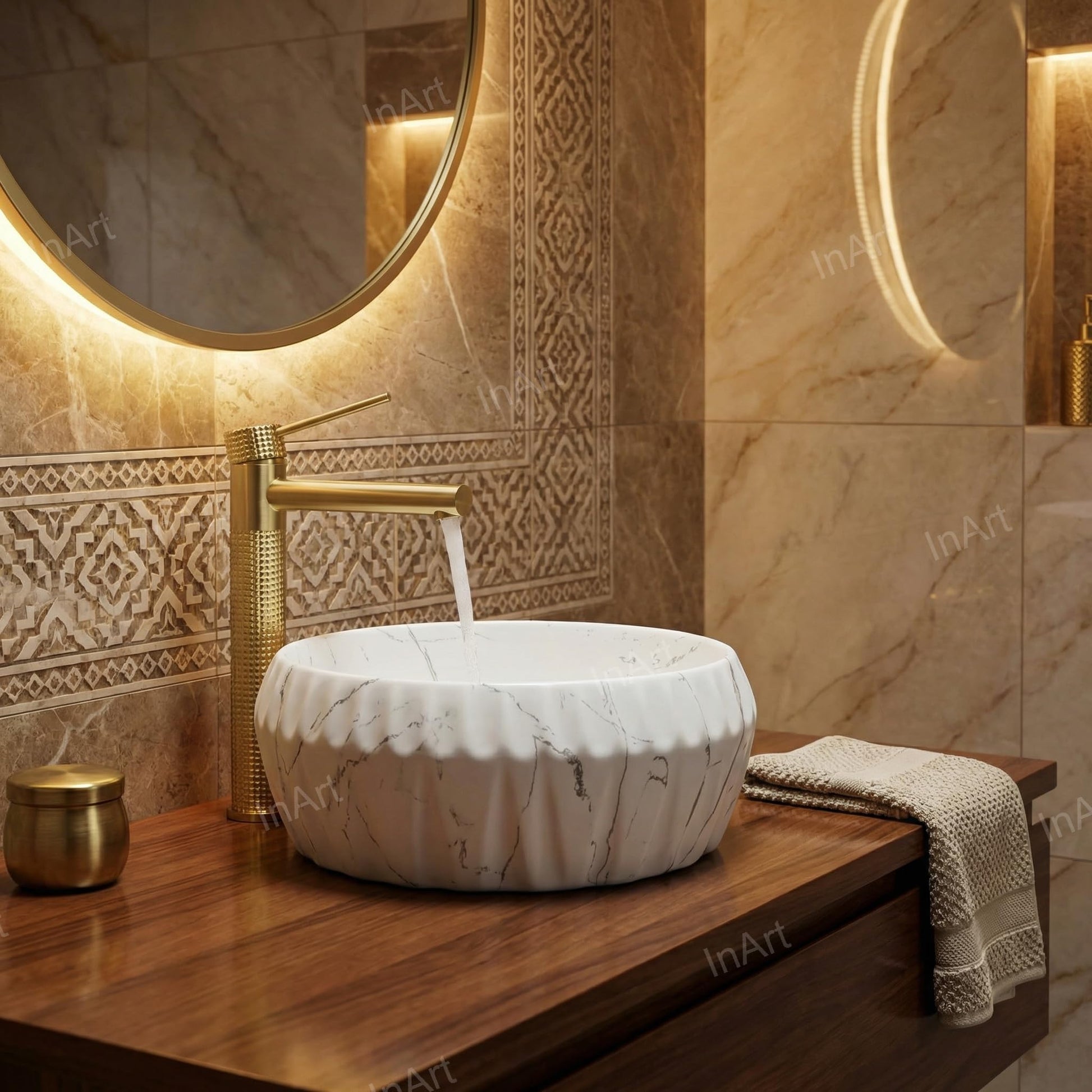 InArt gold basin tap with hot and cold water mixer for wash basin, close-up of single lever control