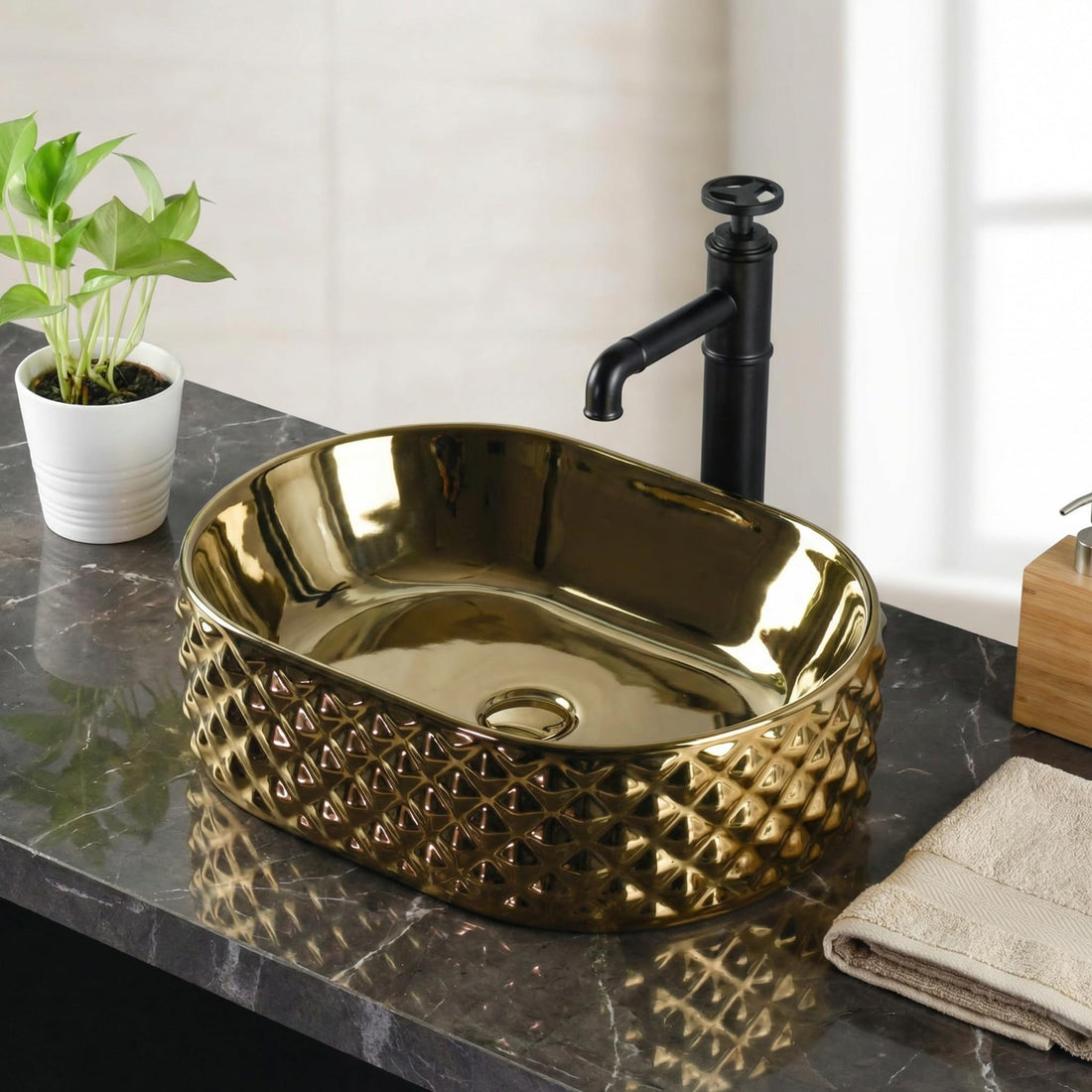 Wash basin online: InArt glossy gold ceramic oval table top wash basin 45x34cm, front view