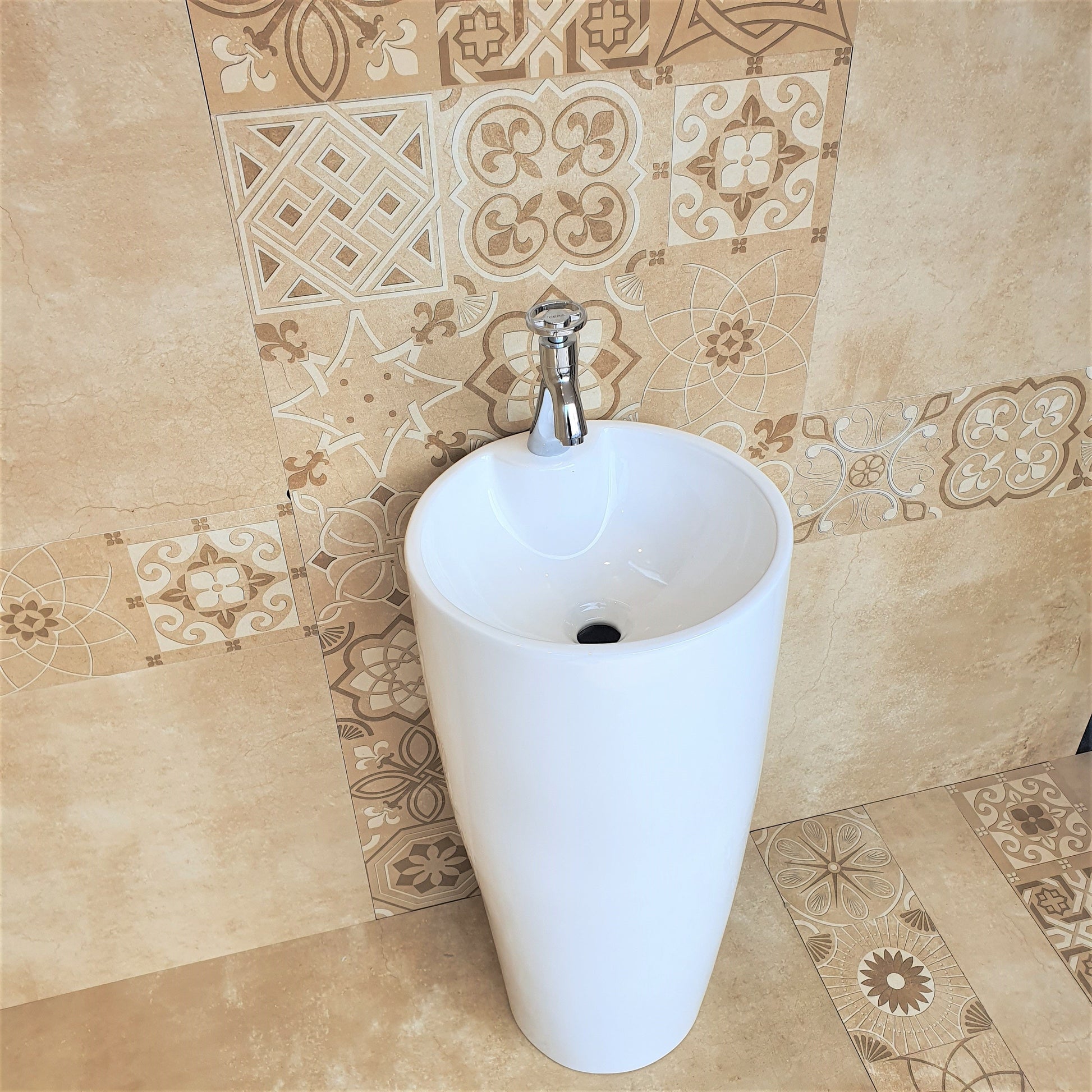 InArt Ceramic Pedestal Free Standing Round Wash Basin White 38x38 CM - InArt-Studio